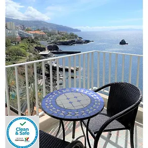 Do Mar Funchal (Madeira)