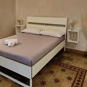 Maniace 57, Ortigia Historic Center, 200 Mt From The Syracuse