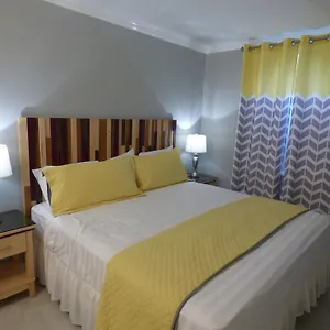 https://beach-one-bedroom-suite-05.comcaribbean.com