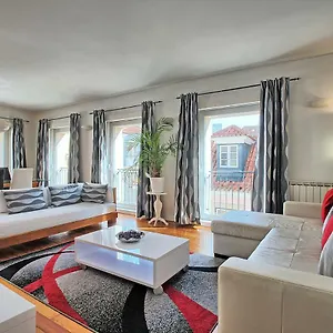 Apartamento Myplace - - Chiado Lisboa